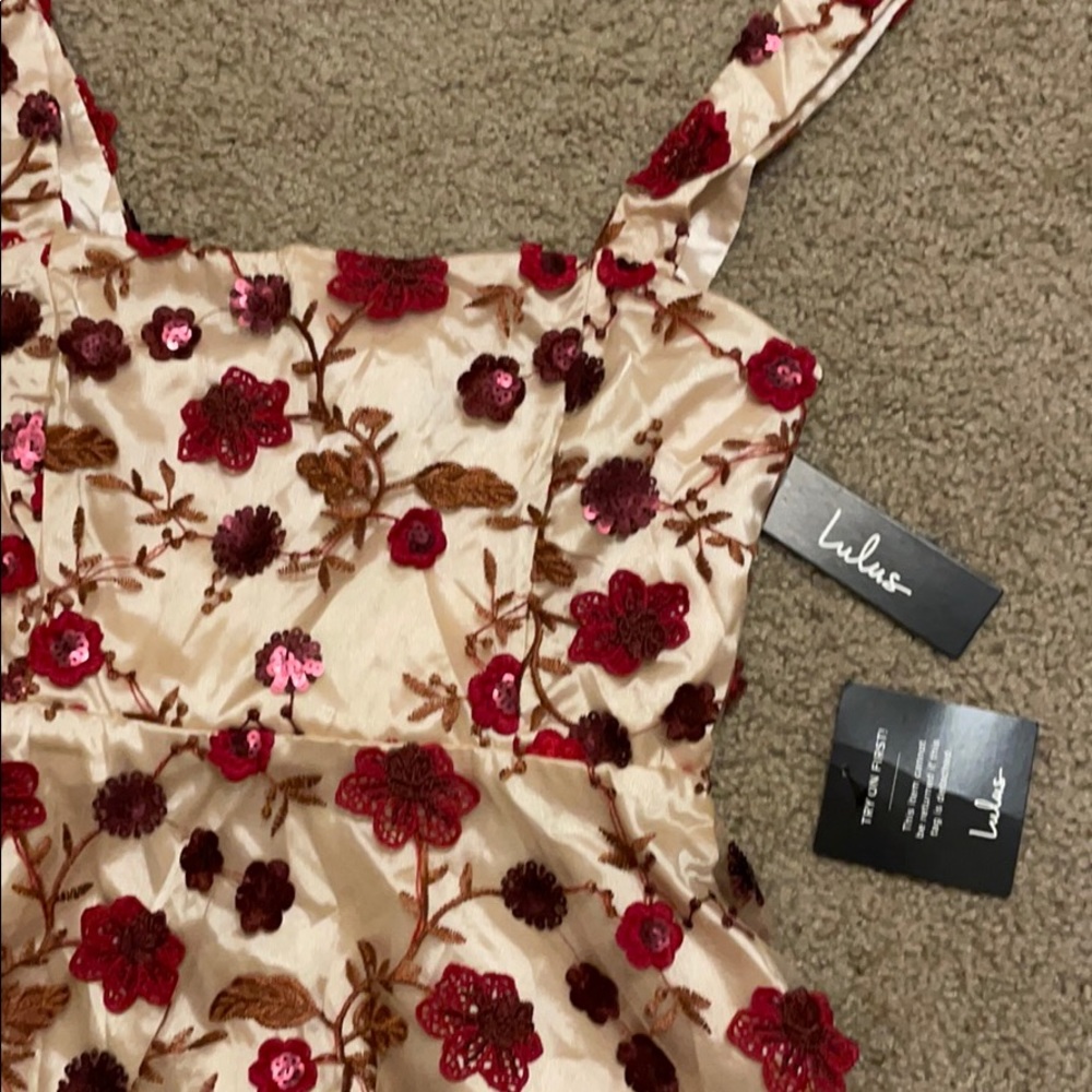 SOLD.  NWT Lulus Dress